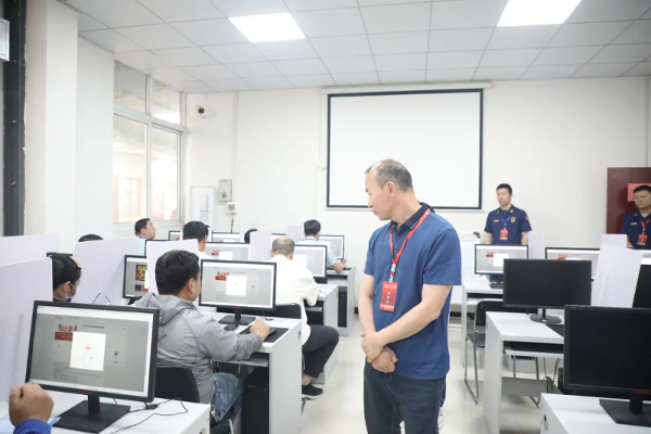 新乡市举办全市消防设施操作员职工职业技能竞赛